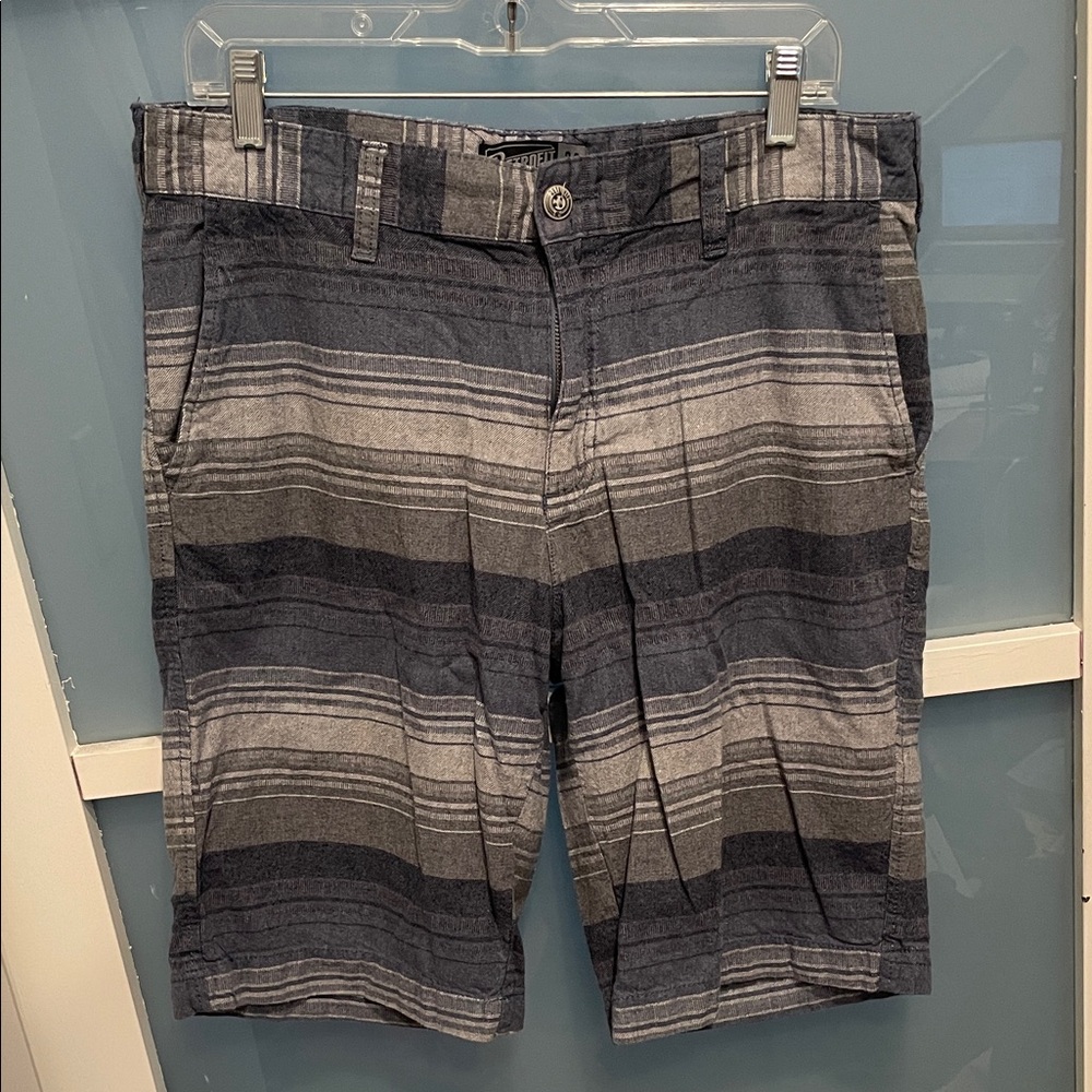 Retrofit Men's Gray and Blue Striped Shorts, 34, EUC